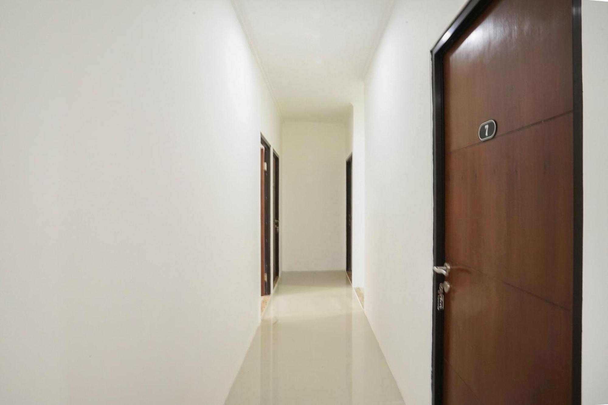Super Oyo 2183 Cibeureum Residence Бандунг Экстерьер фото